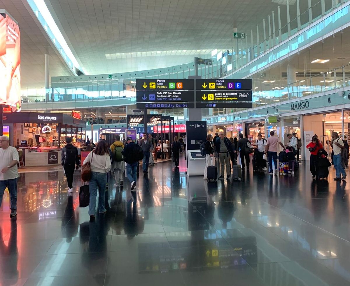 Llegada de la delegación al aeropuerto